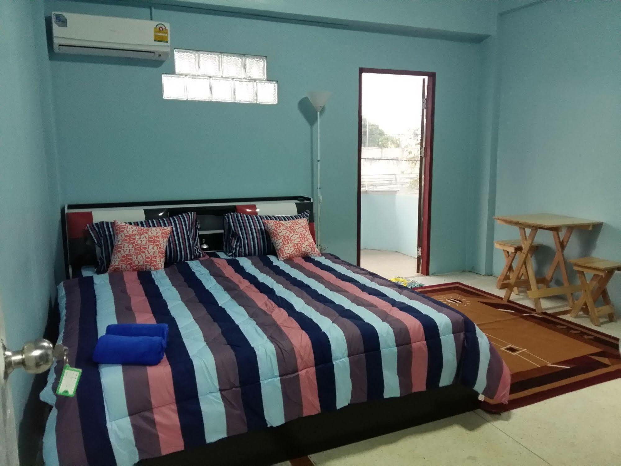 Hana Guesthouse Хуахін Екстер'єр фото