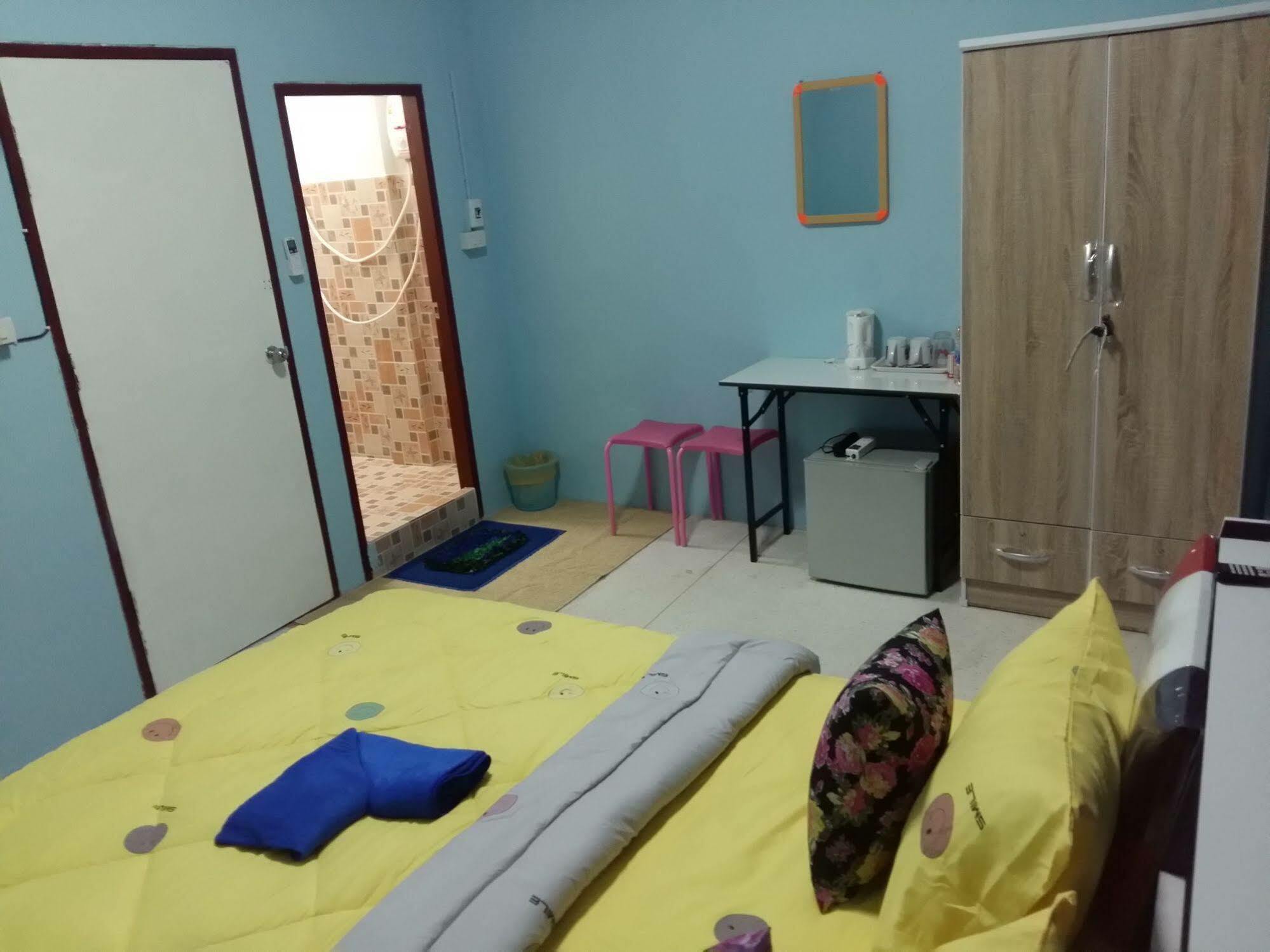 Hana Guesthouse Хуахін Екстер'єр фото
